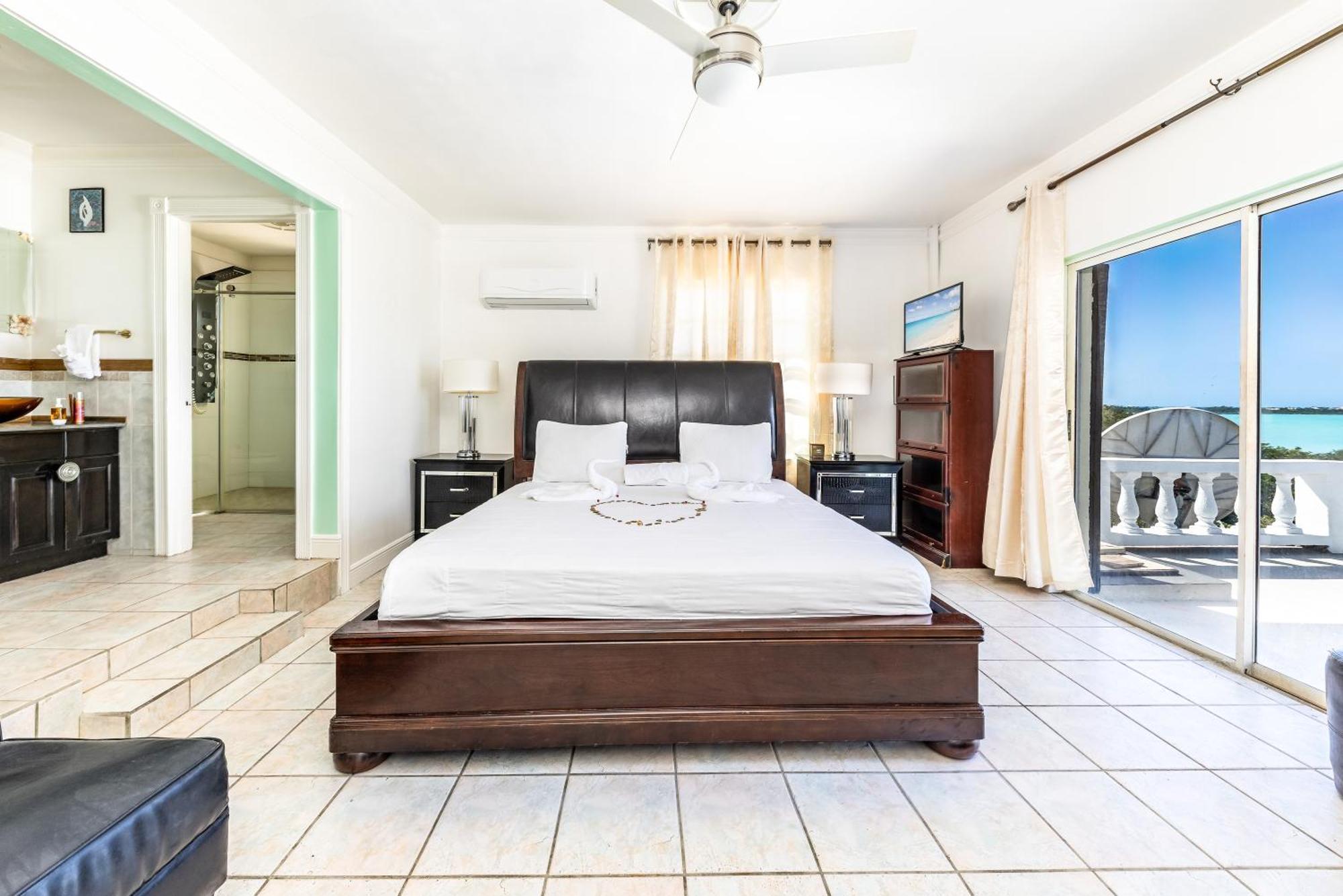 Waterside Home, Shaded Whirlpool Spa, Outdoor Dining, Smart Tv, Amazon Prime Five Cays Settlement Luaran gambar